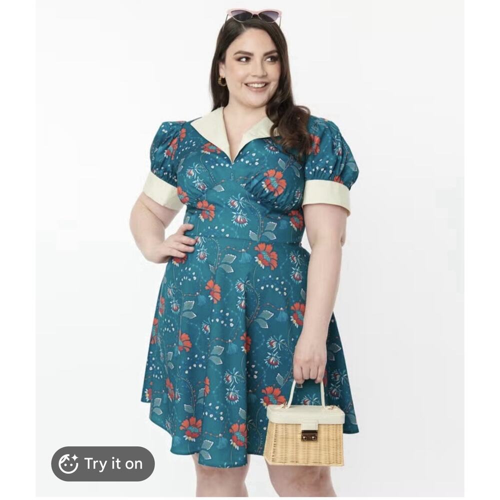Unique Vintage Swing Dress Blue Short Puff Sleeve Green Floral Cottagecore M 6-8 - Picture 2 of 8